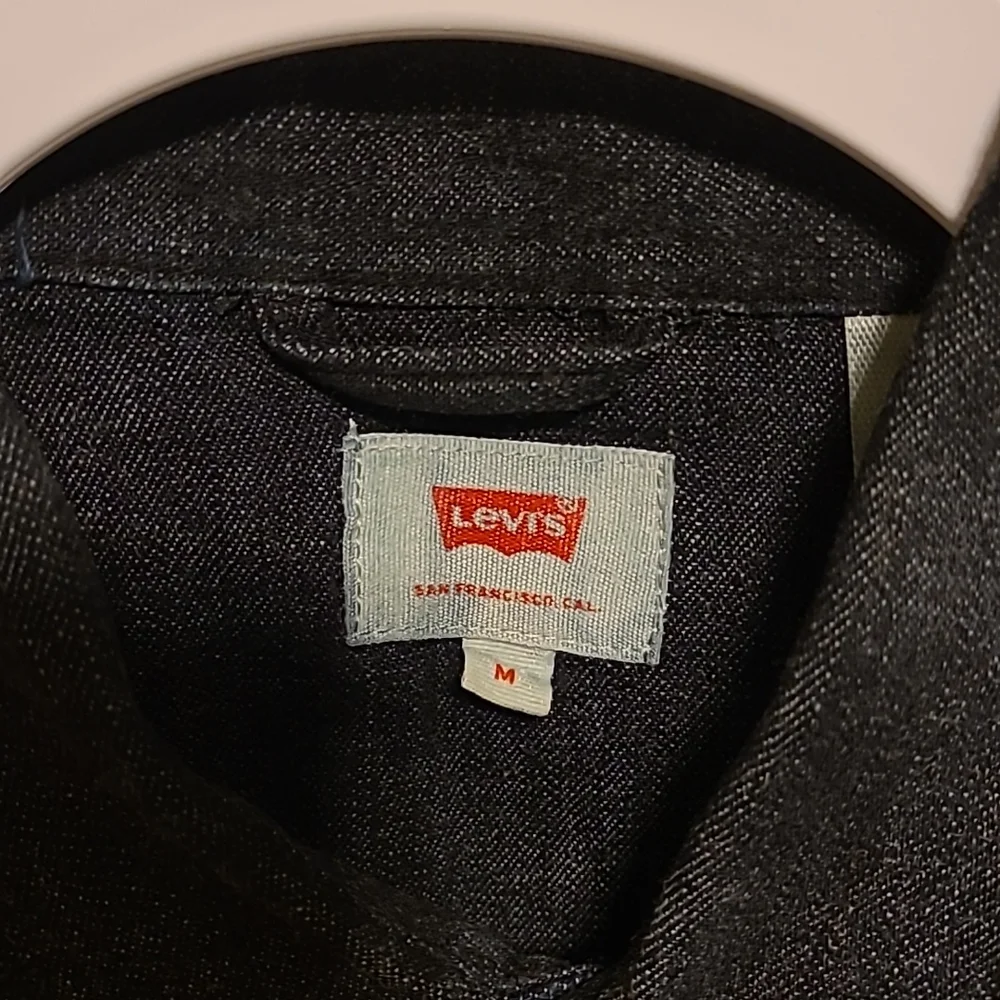 Levi's Men's Black Casual Button-Down Western Shirt